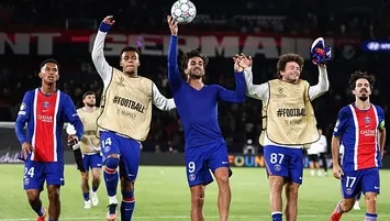 Son şampiyon 6 golle coştu