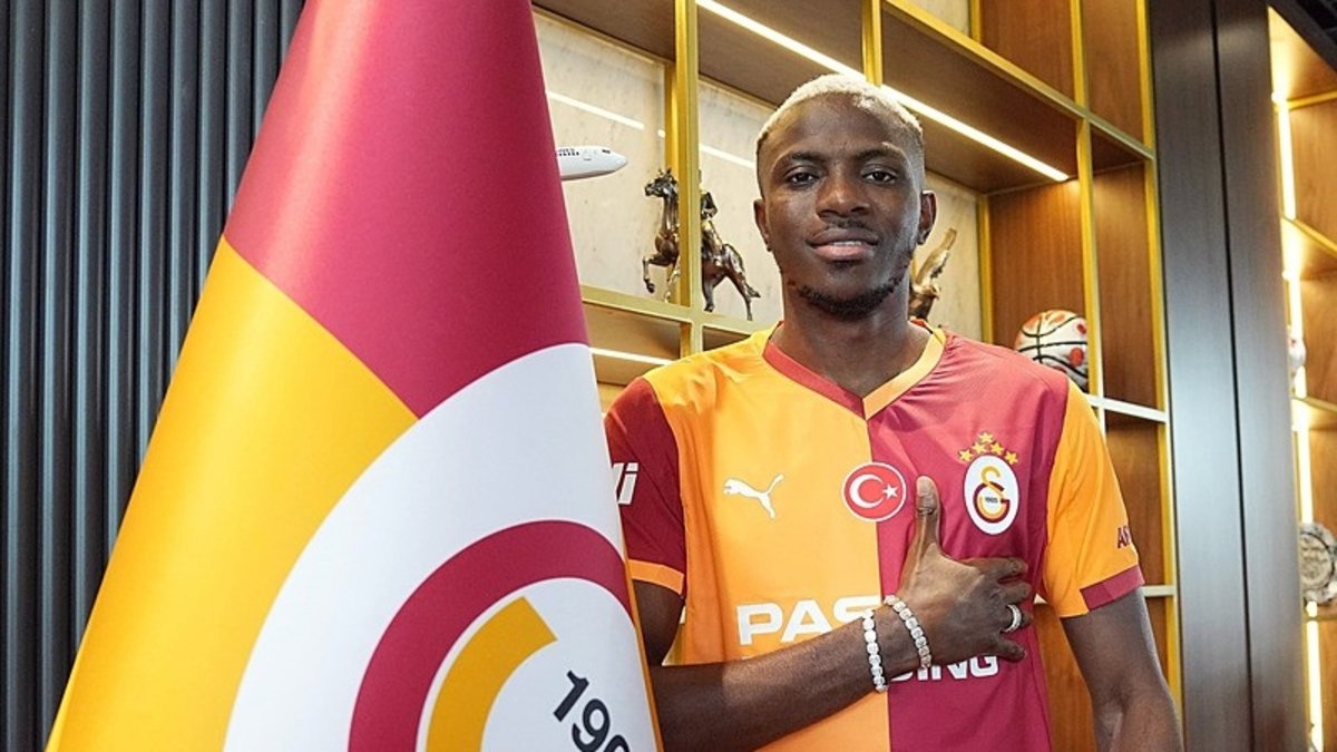 Osimhen turp gibi Osimhen turp gibi
