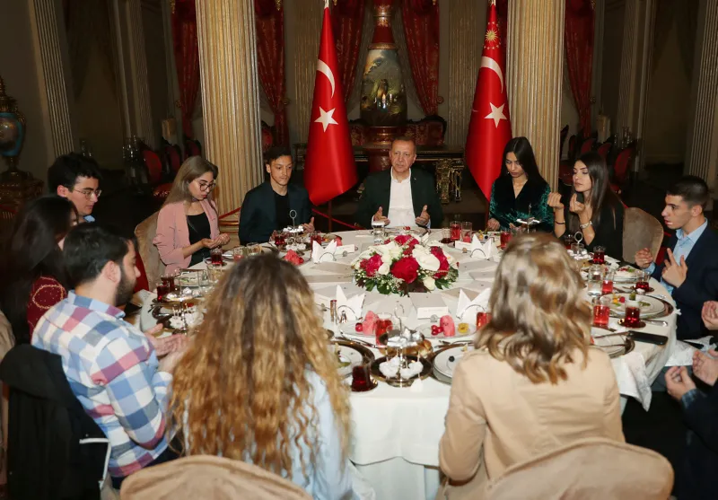 Başkan Recep Tayyip Erdoğan'ın iftar yemeğine Mesut Özil de katıldı - 3