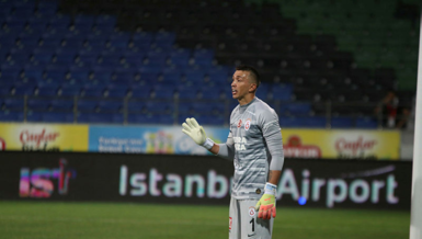 Muslera şov