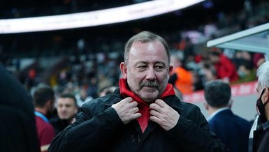 Beşiktaş'ta taraftarlar Sergen Yalçın'ı göreve çağırıyor!