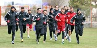 Sivasspor'da futbolculara izin