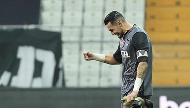 Son dakika transfer haberleri: Trabzonspor Uğurcan Çakır, Djaniny ve Ekuban'dan 30 milyon euro bekliyor
