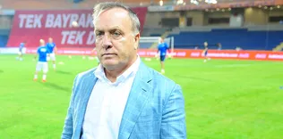 Advocaat kararını verdi: Josef kadro dışı