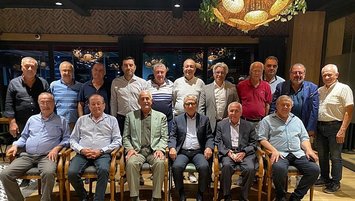 Eski başkanlar bir araya geldi