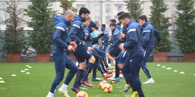 Medipol Başakşehir'de Erzurumspor maçının hazırlıkları