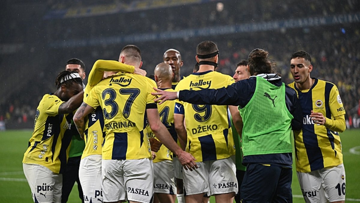 Fenerbahçe'de yaprak dökümü! Tam 12 oyuncu...