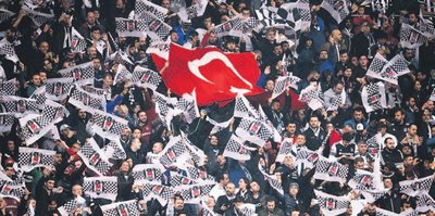 Arena’daki Türkler AB’ye ders olsun!