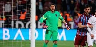 Hakan Arıkan bizimle kalacak