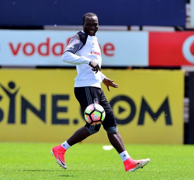 Aboubakar ve Manuel Fernandes Beşiktaş’a dönüyor!