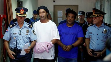 Ronaldinho'ya hapiste telefon hakkı tanındı! İlk onu aradı