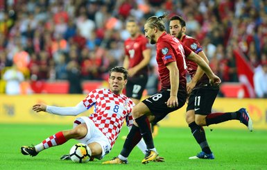 Yazarlardan Türkiye-Hırvatistan maçı yorumu