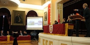 Net borç 831.1 milyon $