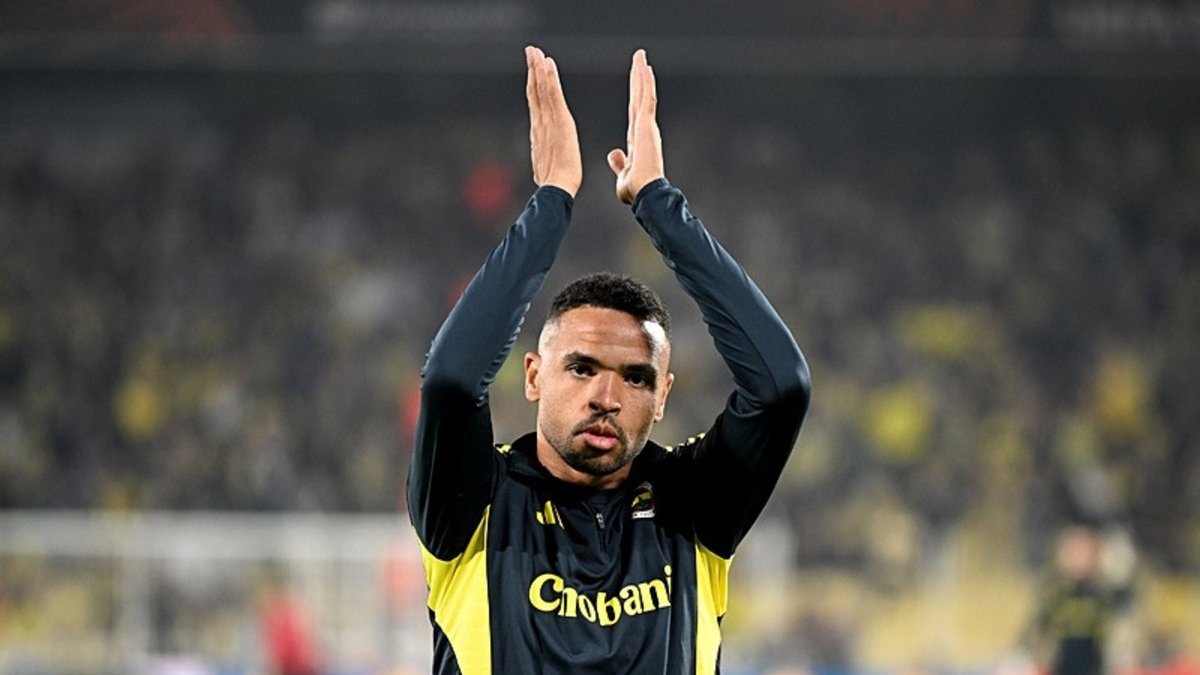 Nesyri Afrika’yı bekliyor