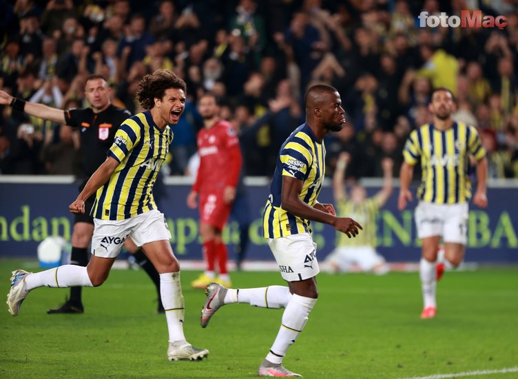 FENERBAHÇE HABERLERİ - Enner Valencia ülkesinde gündem oldu! Tek rakibi...