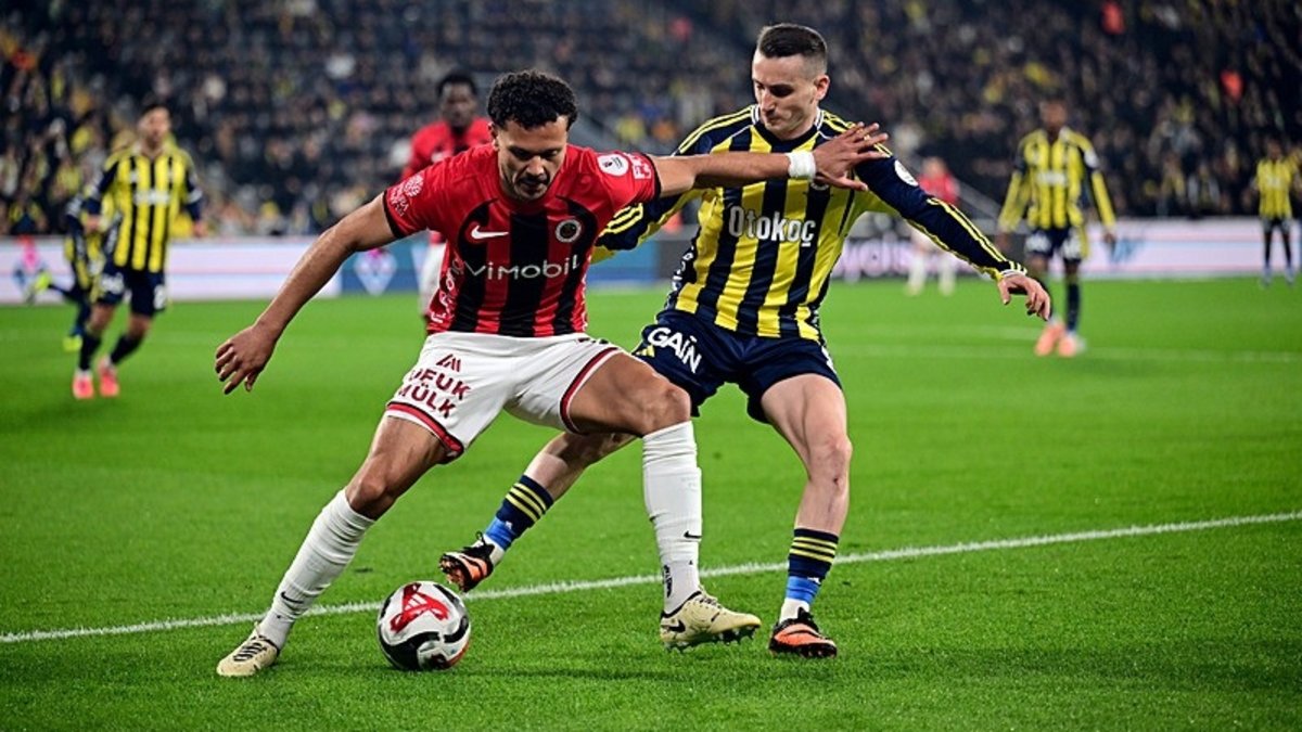 Fenerbahçe VAR'dan penaltı kazandı! İşte o pozisyon