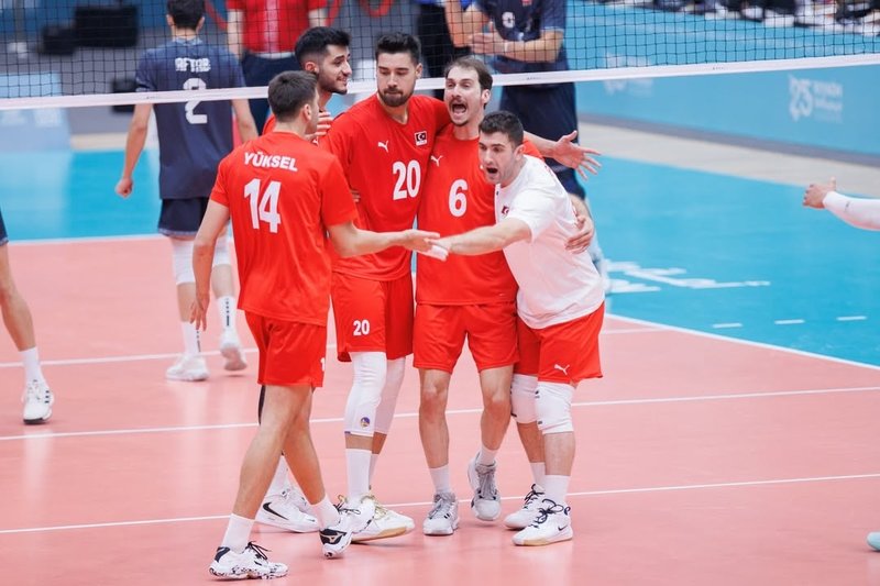 turkiye-iran-voleybol-maci-canli-izle-erkek-milli-takimi-turkiye-iran-maci-detaylari-1763017204156.jpg Türkiye-İran Erkek Milli Takımı Finali Canlı İzle