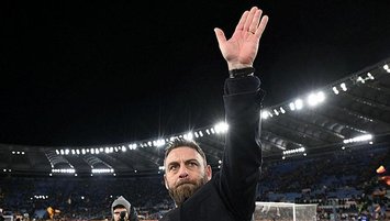 De Rossi Roma'da galibiyetle başladı!