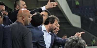 MKE Ankaragücü taraftarı ile Başkan Mehmet Yiğiner arasında gerginlik