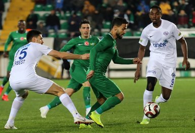 Akhisarspor - Kasımpaşa maçından kareler