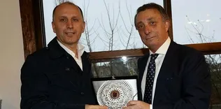 Beşiktaş’tan bordo-mavililere tebrik
