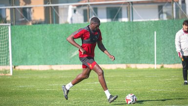 Göztepe, Gençlerbirliği maçına eksiklik yaşamadan çıkıyor!