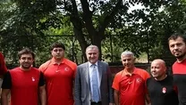 Bakan Bak destek verdi
