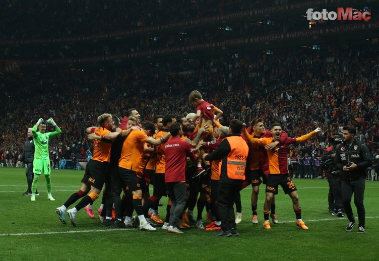Galatasaray'a 20'lik yıldız! Transferi böyle duyurdular