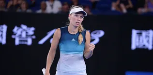 Sharapova, son şampiyon Wozniacki’yi eledi