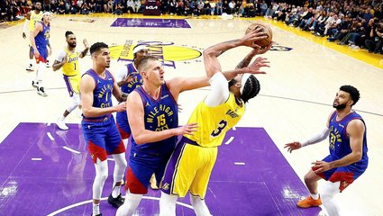 NBA'de Los Angeles Lakers seriyi 3-1'e getirdi