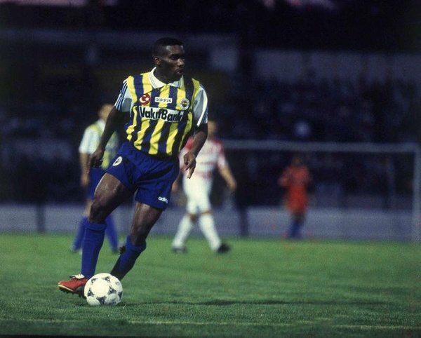 Fenerbahçeli eski yıldız Jay Jay Okocha'ya tutuklama kararı - Fotomaç