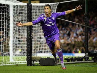 Gomis Ronaldo’yu geride bıraktı