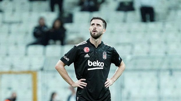 BEŞİKTAŞ TRANSFER HABERLERİ - İspanya'dan flaş iddia! Miralem Pjanic gitti gidiyor