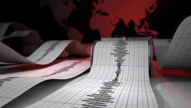 SON DAKİKA İZMİR'DE KORKUTAN DEPREM | İzmir'de deprem mi oldu, kaç şiddetinde, merkez üssü neresi?