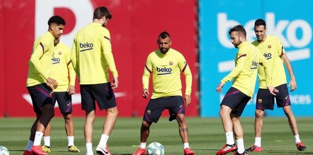 Barcelona'da 6 yıldız dışında herkes satılık!