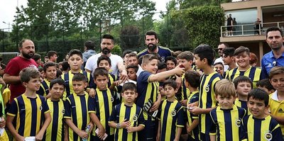 Fenerbahçe idmanı neşelendi