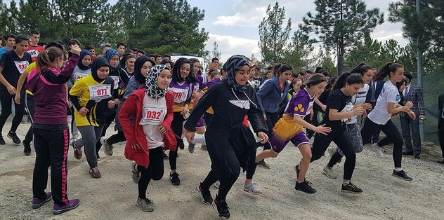 Valiliğin tekrar ettiği koşuya yoğun katılım