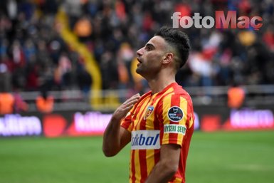 Deniz Türüç’ten transfer açıklaması! Galatasaray...