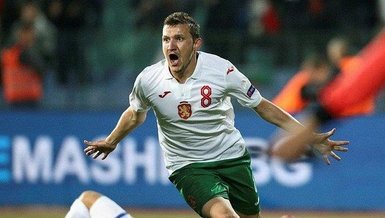 Todor Nedelev ipleri kopardı