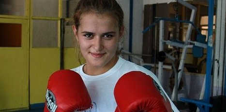 Milli boksör Esra'nın hedefi 2020 Olimpiyatları