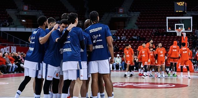 Anadolu Efes Olympiakos'u ağırlıyor