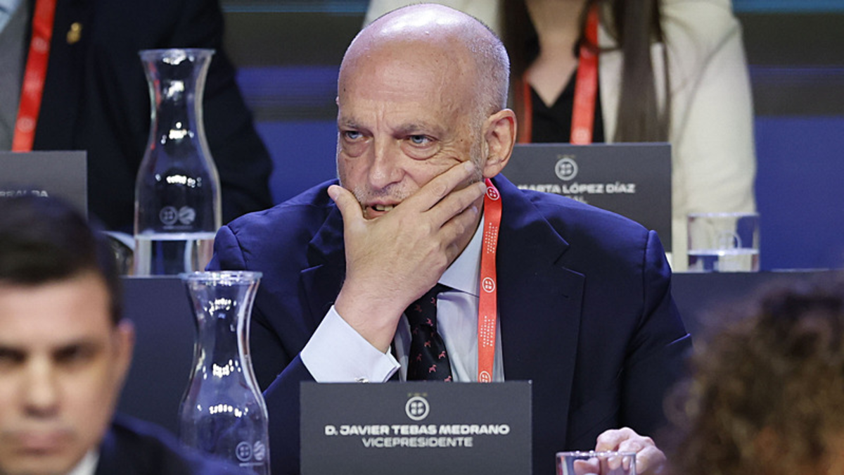 Real Madrid sürekli ağlıyor Real Madrid sürekli ağlıyor
