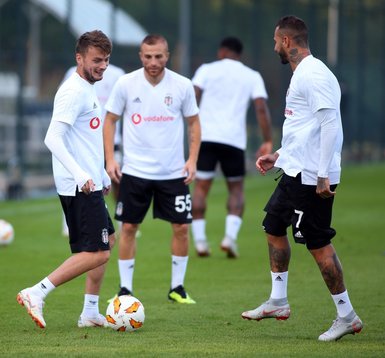beşiktaş geçen sezon şampiyonlar ligi grubu
