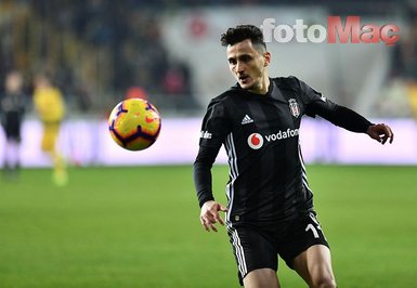 Beşiktaş’ta 4 ayrılık bir imza!