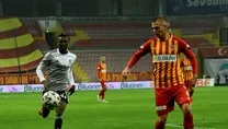 Mensah ve Vida sarıda geçtiler