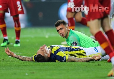Galatasaray Fenerbahçe derbisinde 11’ler netleşti! Fatih Terim’den büyük sürpriz