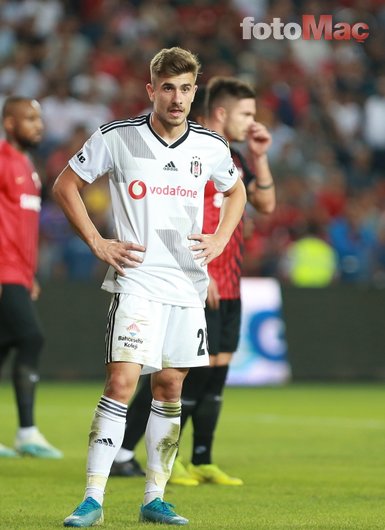 Beşiktaş’ta Dorukhan Toköz çıkışı! Sözleşmesi feshedildi mi?