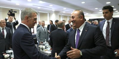Trabzonspor Başkanı Ahmet Ağaoğlu'ndan Bakan Mevlüt Çavuşoğlu'na ziyaret