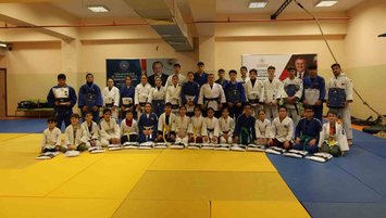 Judoculara antrenman!