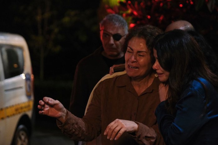 -ates-kuslari-35-bolum-izle-atv-ates-kuslari-tek-parca-izle-ates-kuslari-yeni-bolum-izle-1702621669089.jpg